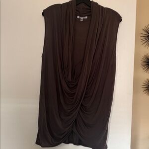 Jennifer Lopez Drapy grayish top L